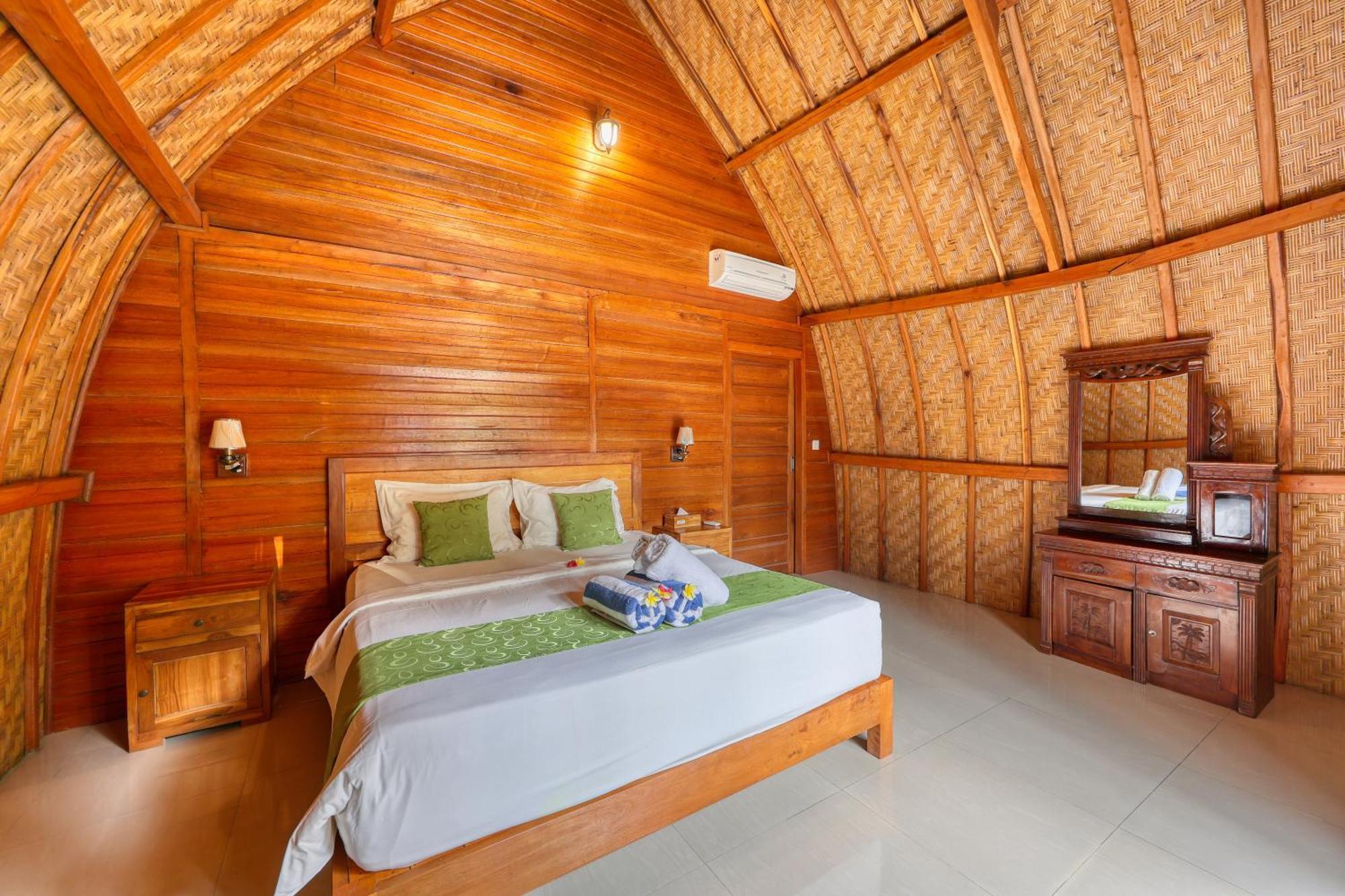 Hotel Puri Garden Penida Sakti Habitación foto